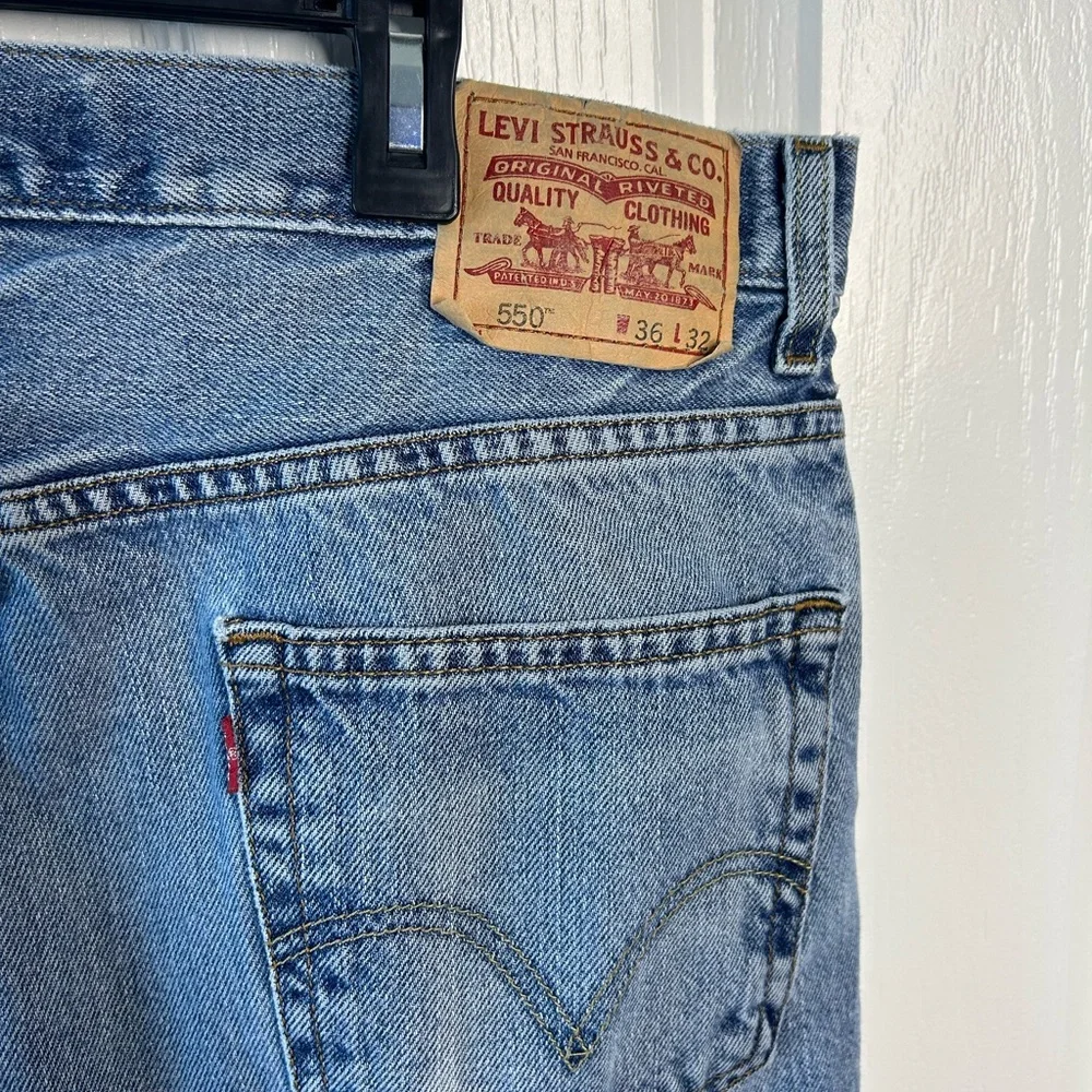 Vintage‎ Y2K Levis 550 Relaxed Mens 36X32 Light Wash 100% Cotton Label